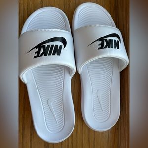 Nike slides